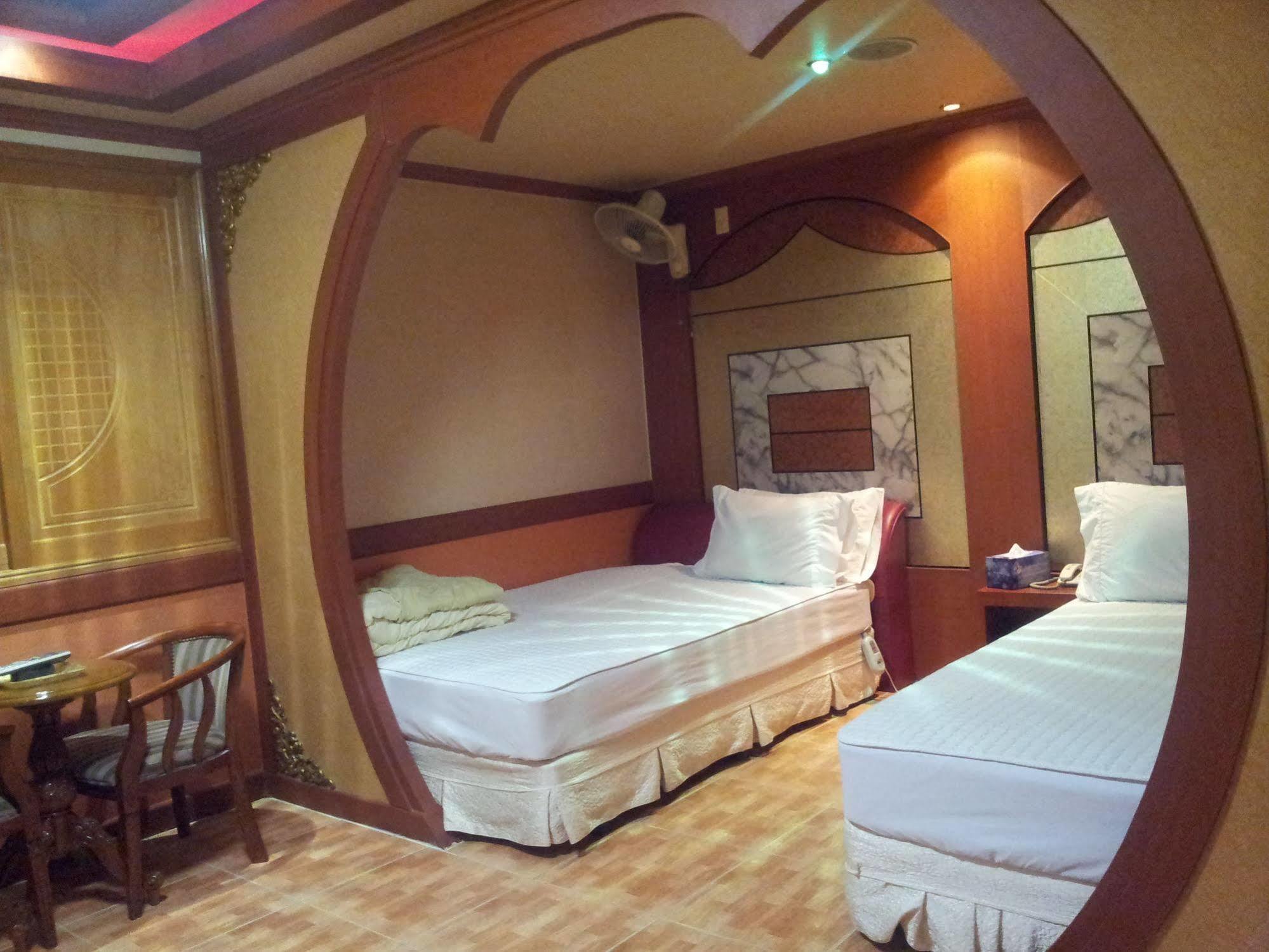 Busan Inka Motel Екстер'єр фото